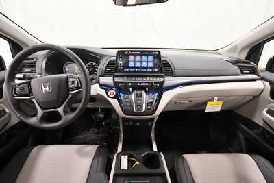 2025 Honda Odyssey, $52630. Photo 10