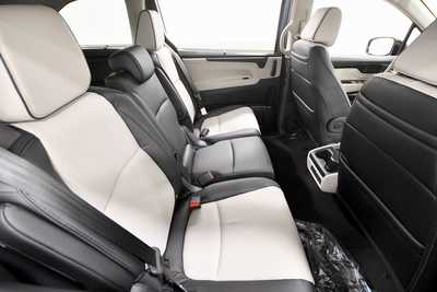 2025 Honda Odyssey, $52630. Photo 8