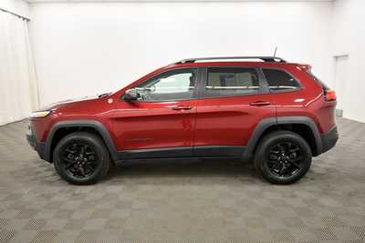 2018 Jeep Cherokee, $18999. Photo 4