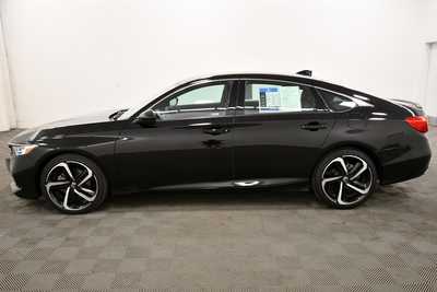 2022 Honda Accord, $27999. Photo 4