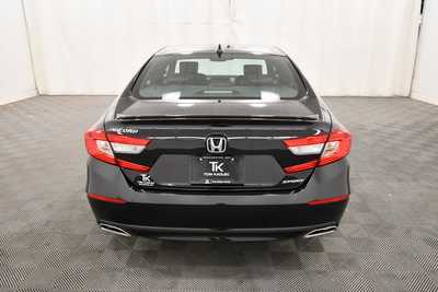 2022 Honda Accord, $27999. Photo 6