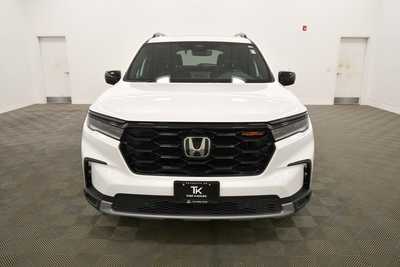 2024 Honda Pilot, $47599. Photo 11