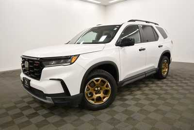 2024 Honda Pilot, $47599. Photo 2