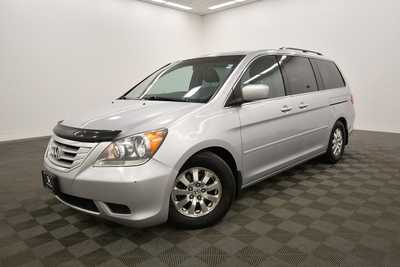 2010 Honda Odyssey, $7397. Photo 2