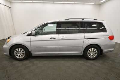 2010 Honda Odyssey, $7397. Photo 4