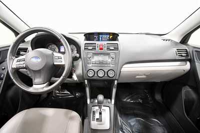 2014 Subaru Forester, $9999. Photo 3