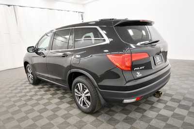 2016 Honda Pilot, $14679. Photo 5