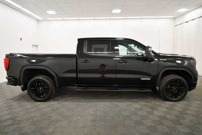 2022 GMC 1500 Crew Cab, $43999. Photo 9