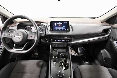 2023 Nissan Rogue, $24997. Photo 3