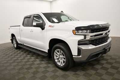2020 Chevrolet 1500 Crew Cab, $32999. Photo 10