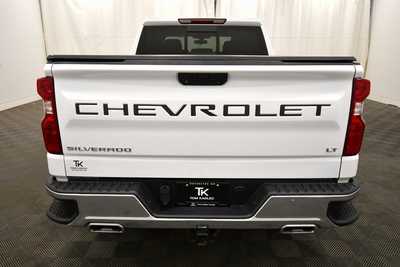2020 Chevrolet 1500 Crew Cab, $32999. Photo 6