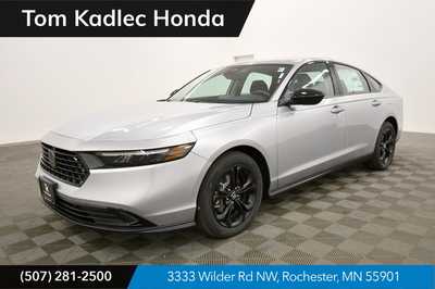 2025 Honda Accord, $31710. Photo 1