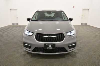 2024 Chrysler Pacifica, $44499. Photo 11