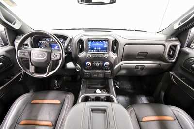 2021 GMC 1500 Crew Cab, $43999. Photo 3