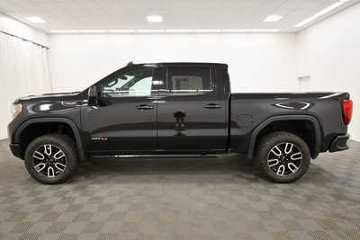 2021 GMC 1500 Crew Cab, $43999. Photo 4