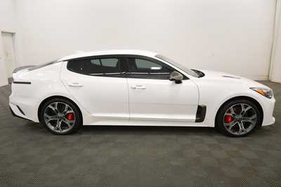 2021 Kia Stinger, $29999. Photo 9