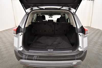 2023 Nissan Rogue, $24999. Photo 7