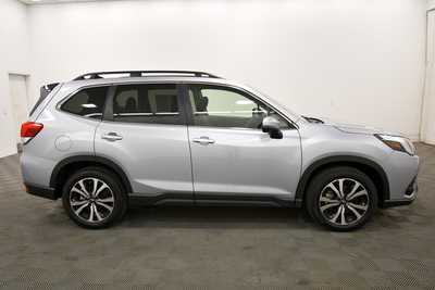 2024 Subaru Forester, $31799. Photo 9
