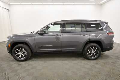 2024 Jeep Grand Cherokee L, $33999. Photo 4