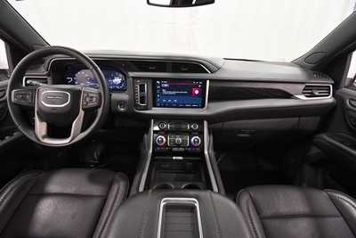 2023 GMC Yukon, $59999. Photo 3