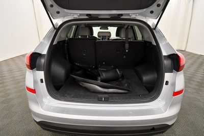 2019 Hyundai Tucson, $13999. Photo 7