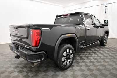2024 GMC 2500 Crew Cab, $69999. Photo 8
