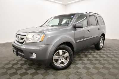 2011 Honda Pilot, $10999. Photo 2