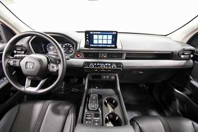 2025 Honda Pilot, $43999. Photo 3