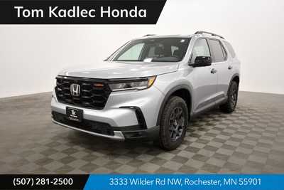 2025 Honda Pilot, $50850. Photo 1