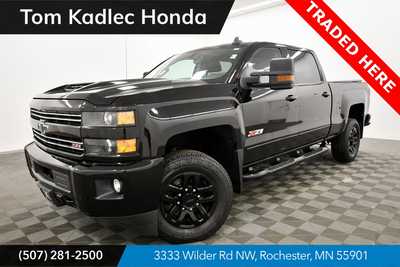 2017 Chevrolet 2500 Crew Cab, $34999. Photo 1