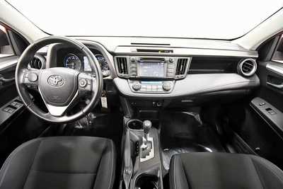 2017 Toyota RAV4, $19999. Photo 3