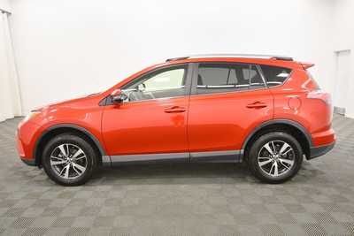 2017 Toyota RAV4, $19999. Photo 4