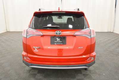 2017 Toyota RAV4, $19999. Photo 6