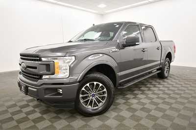 2020 Ford F150 Crew Cab, $32999. Photo 2