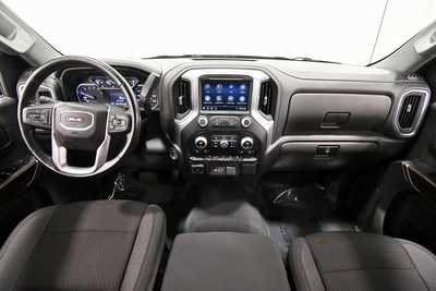 2021 GMC 1500 Crew Cab, $33999. Photo 3