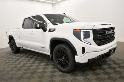 2023 GMC 1500 Crew Cab, $43496. Photo 10