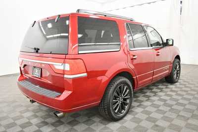 2017 Lincoln Navigator, $15999. Photo 8