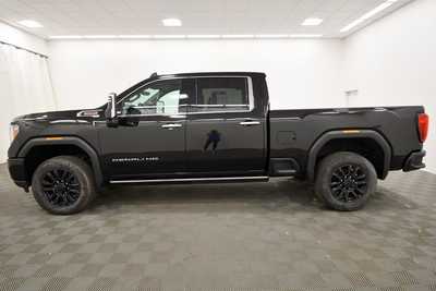2022 GMC 3500 Crew Cab, $63999. Photo 4