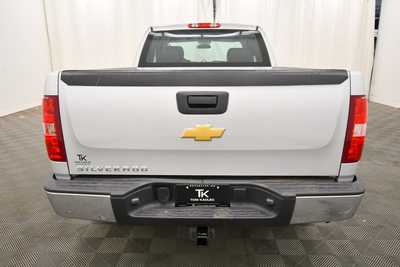 2013 Chevrolet 1500 Ext Cab, $9999. Photo 6
