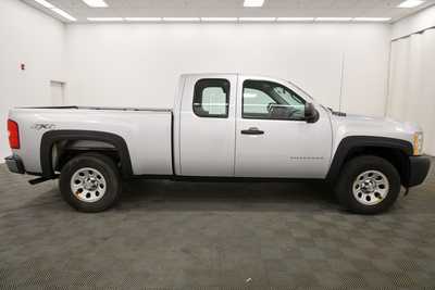 2013 Chevrolet 1500 Ext Cab, $9999. Photo 8