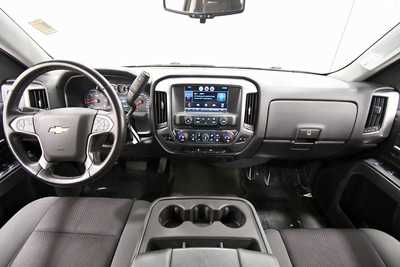 2015 Chevrolet 1500 Crew Cab, $17299. Photo 3