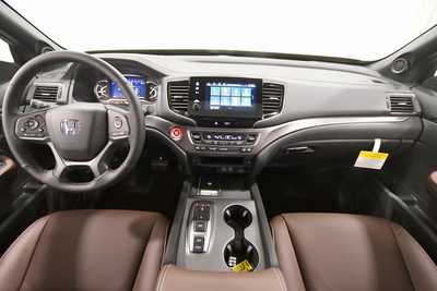 2025 Honda Passport, $38997. Photo 3