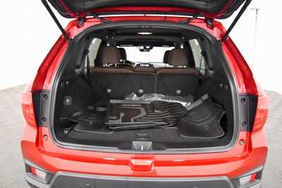 2025 Honda Passport, $38997. Photo 7