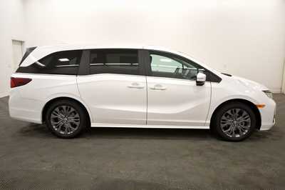 2025 Honda Odyssey, $48815. Photo 8