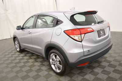 2019 Honda HR-V, $17936. Photo 5