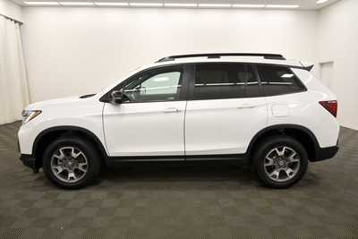 2022 Honda Passport, $34999. Photo 4