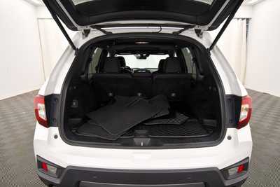 2022 Honda Passport, $34999. Photo 7