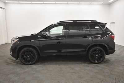 2025 Honda Passport, $43999. Photo 4