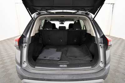 2023 Nissan Rogue, $23959. Photo 7
