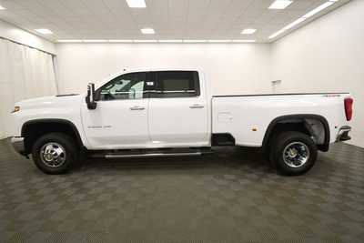 2024 Chevrolet 3500 Crew Cab, $64999. Photo 4